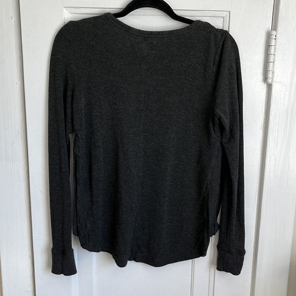 Lou & Grey Split Sides Sweatshirt - Picture 5 of 5
